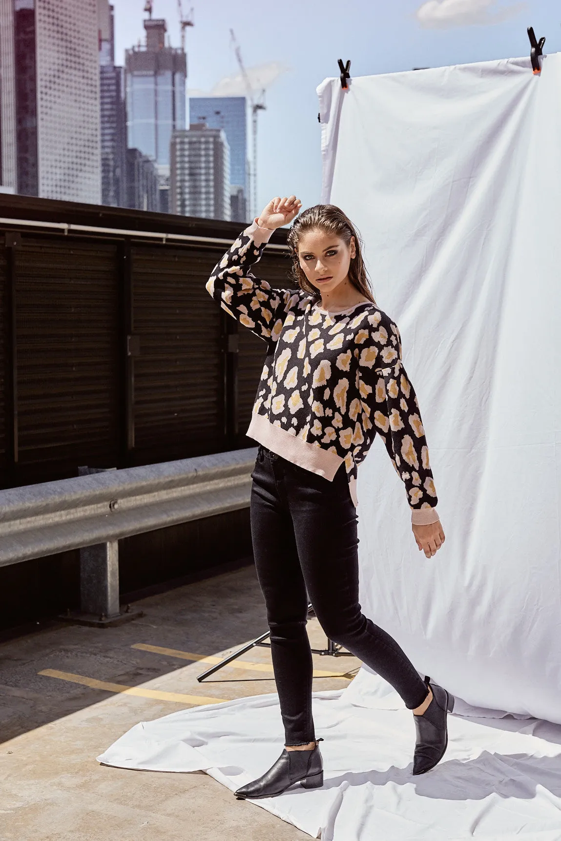 AMOUR ANIMAL PRINT KNIT