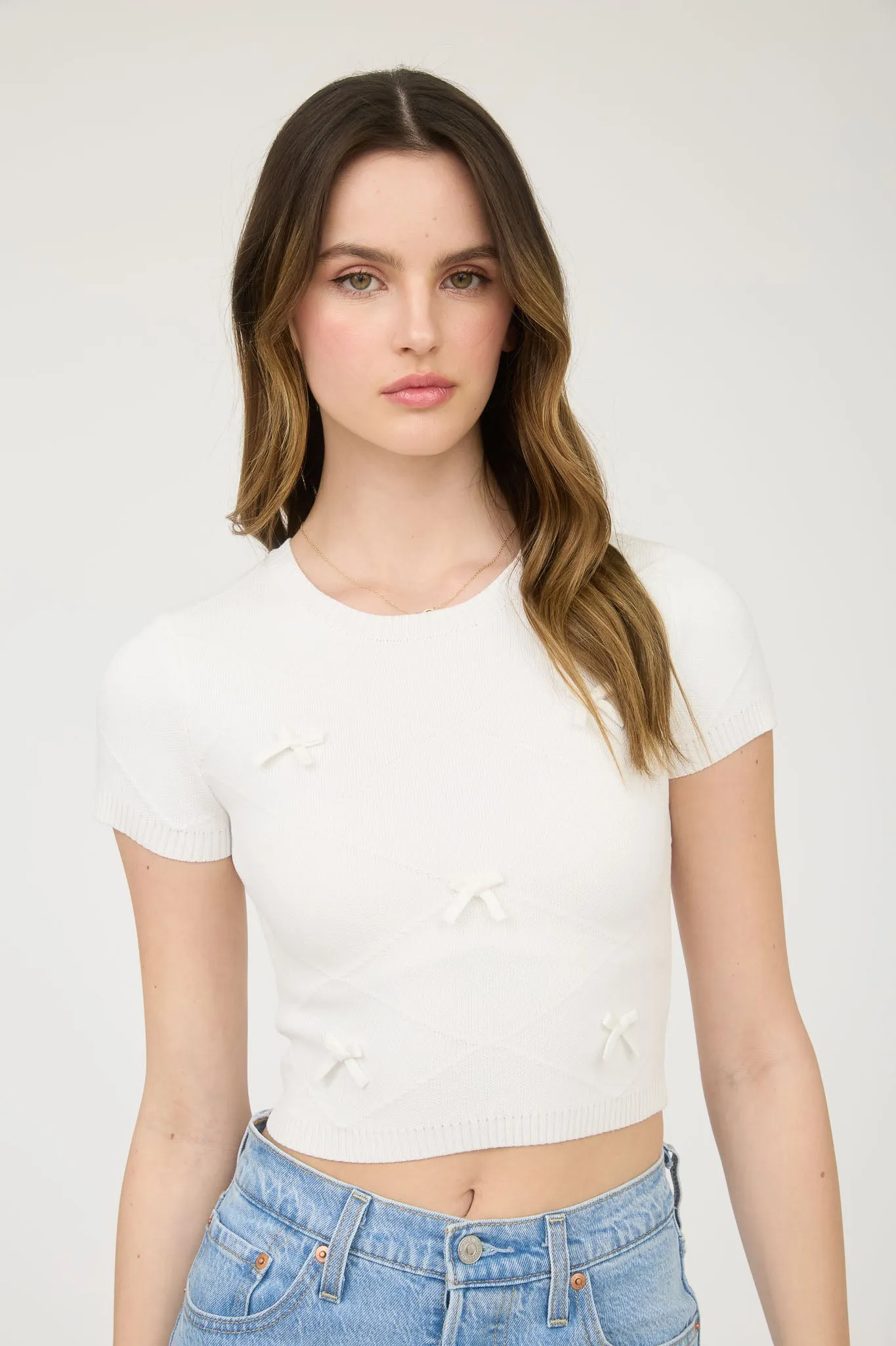BOW DETAIL CREW NECK SHORT SLEEVE SWEATER CROP TOP