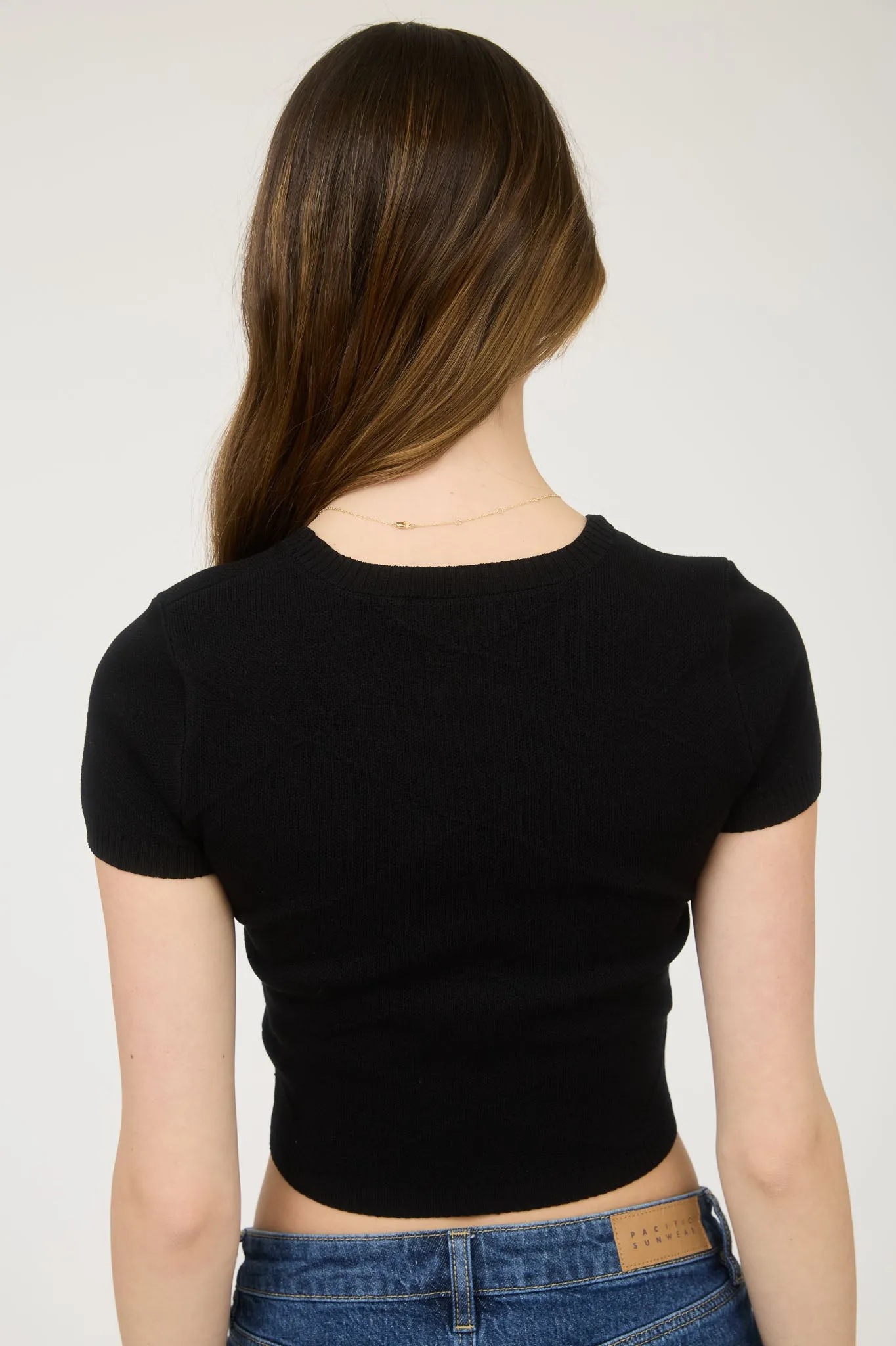 BOW DETAIL CREW NECK SHORT SLEEVE SWEATER CROP TOP