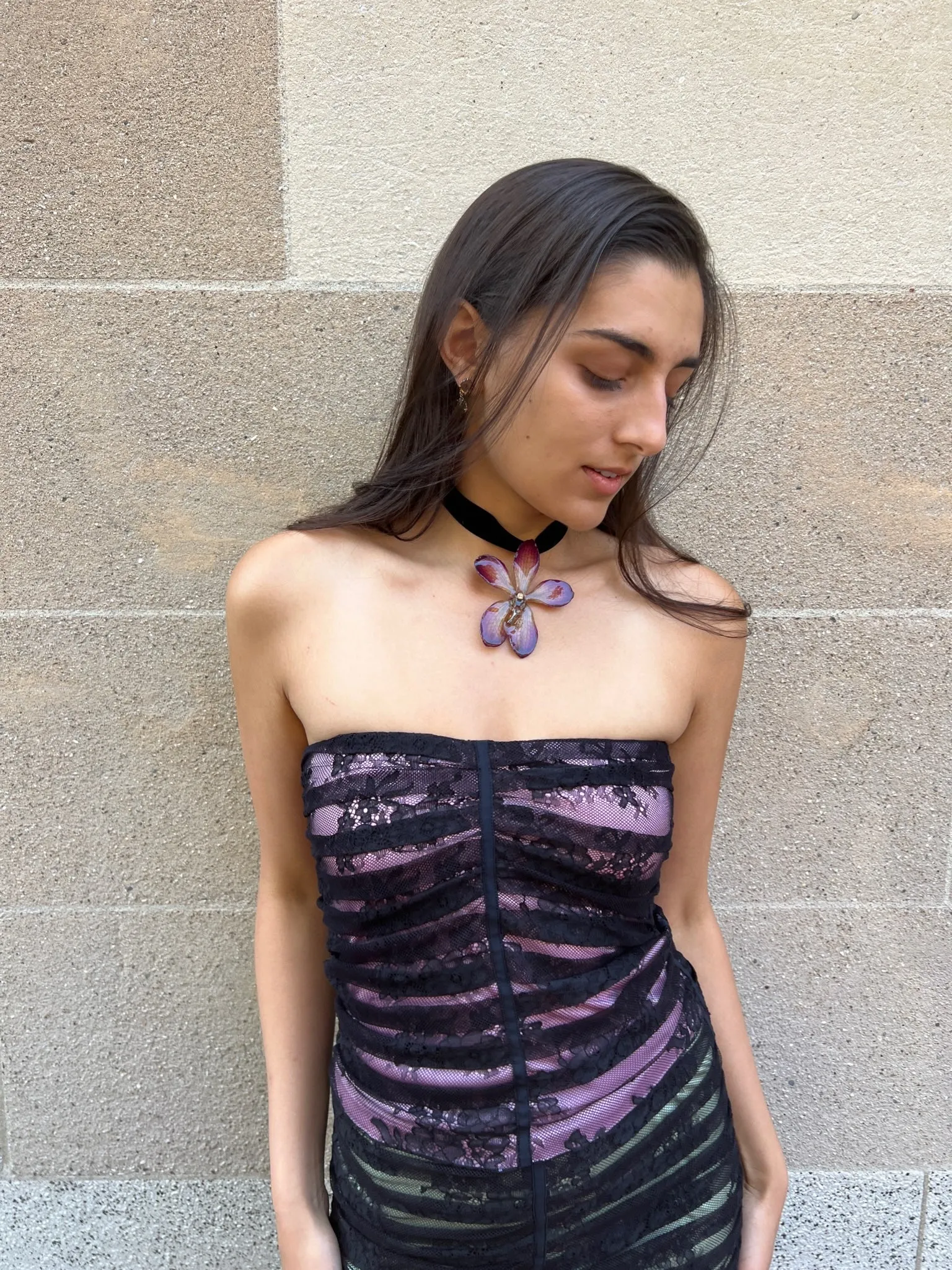 No. 21 - Sleeveless Top: Black